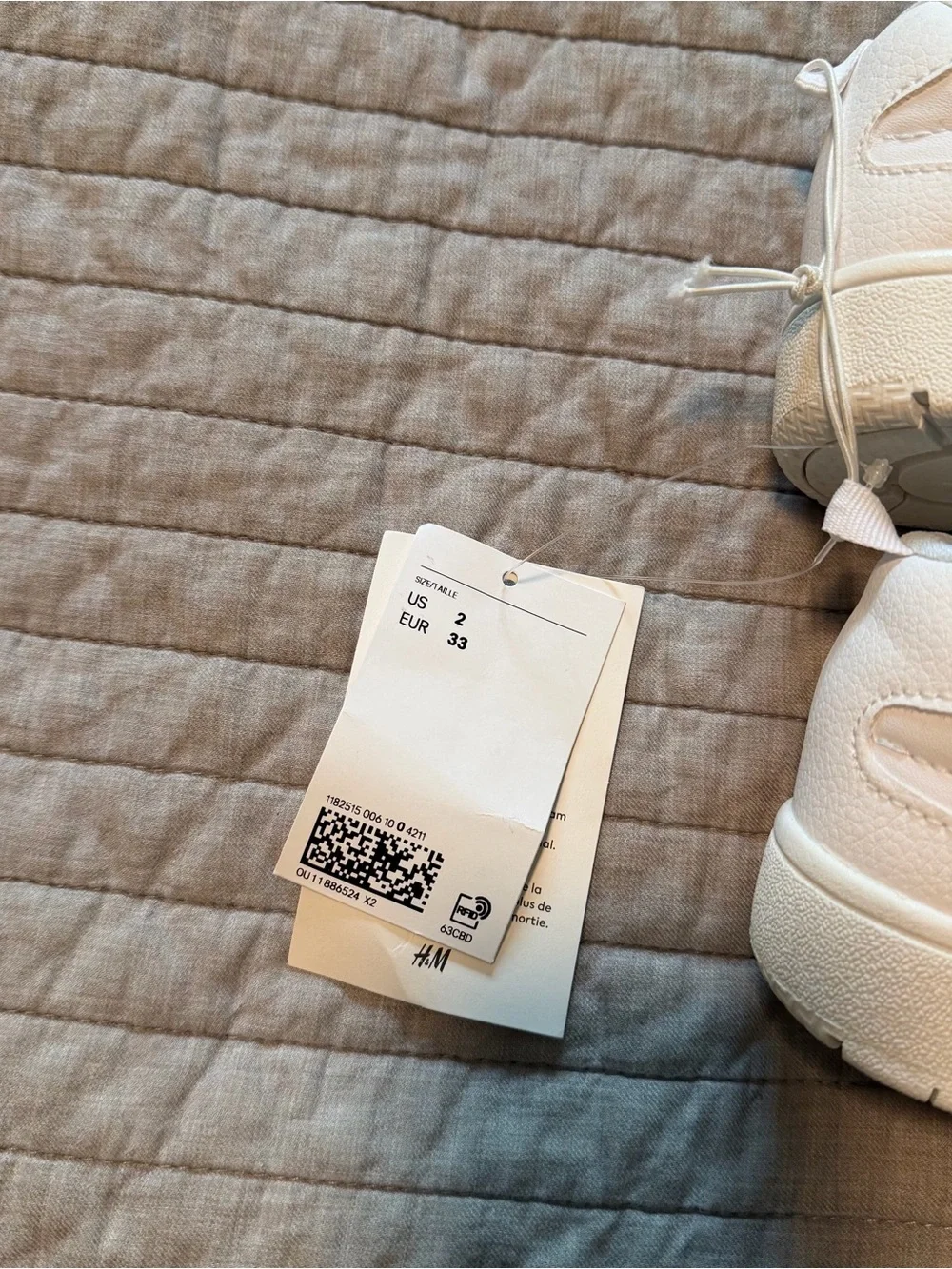 NWT H&M White Velcro Closure Low-Top Sneakers